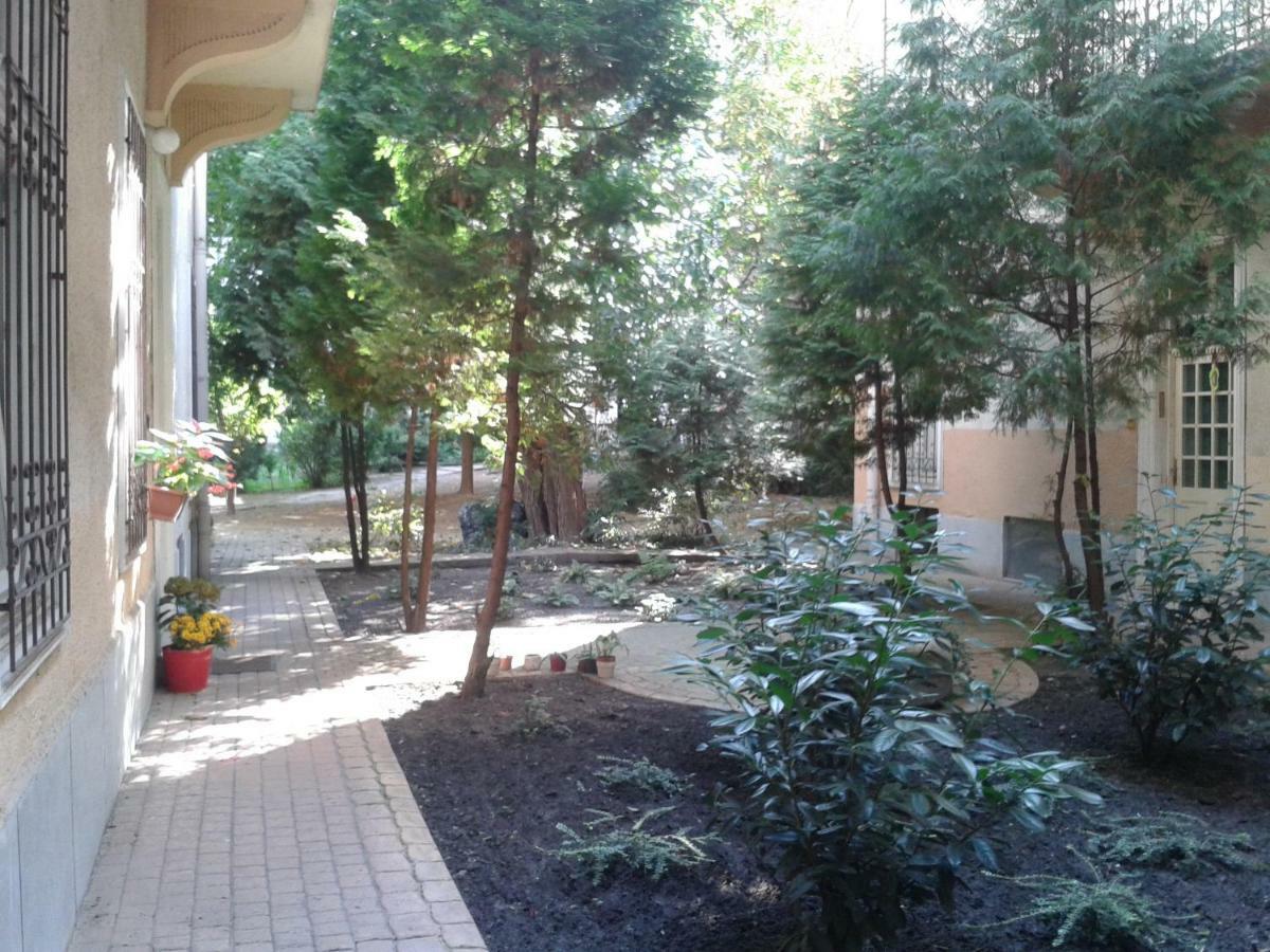 Lily Apartman Βουδαπέστη Εξωτερικό φωτογραφία