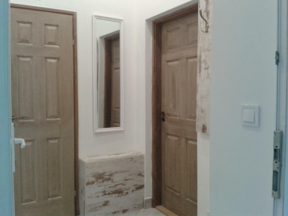 Lily Apartman Βουδαπέστη Εξωτερικό φωτογραφία